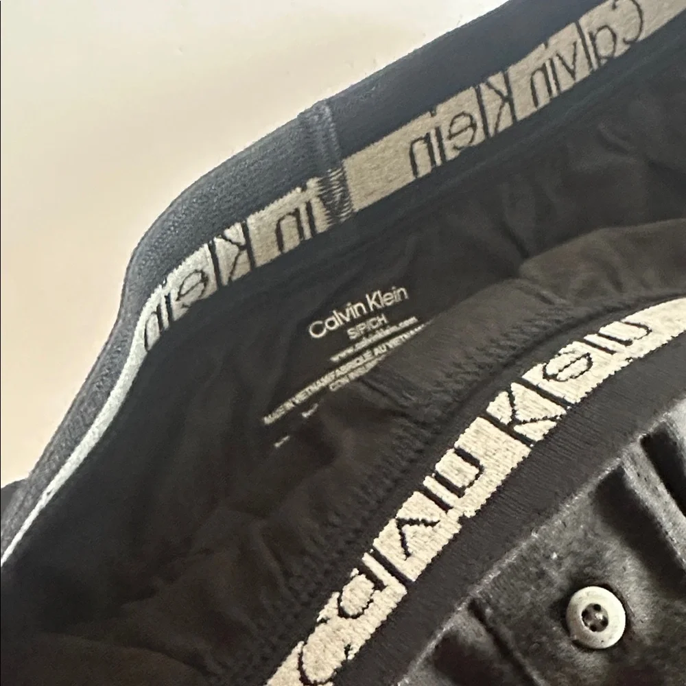 Calvin Klein Men's Classic Fit Boxers - Black - 2 pairs